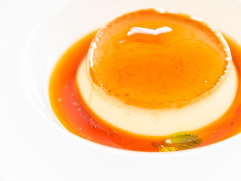 Nudelpudding mit Orangensauce